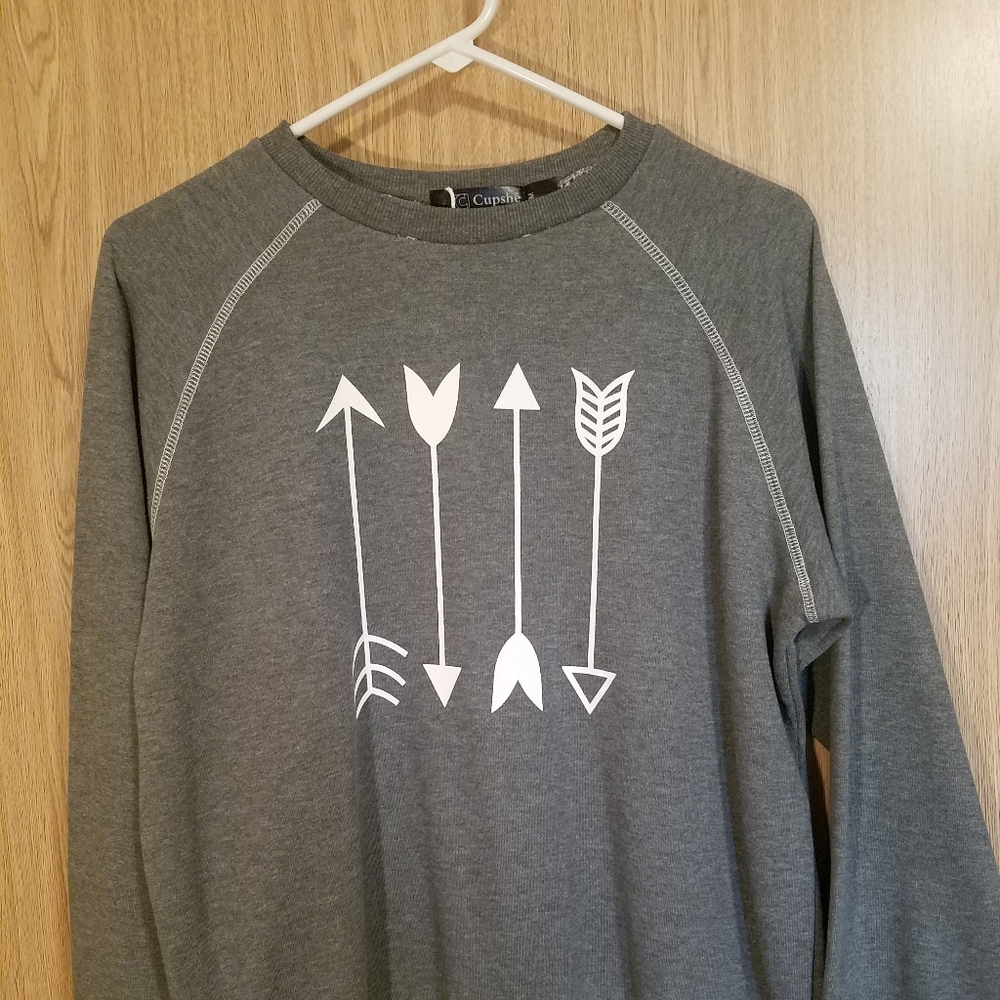 Cupshe sweatshirt NWT sz M